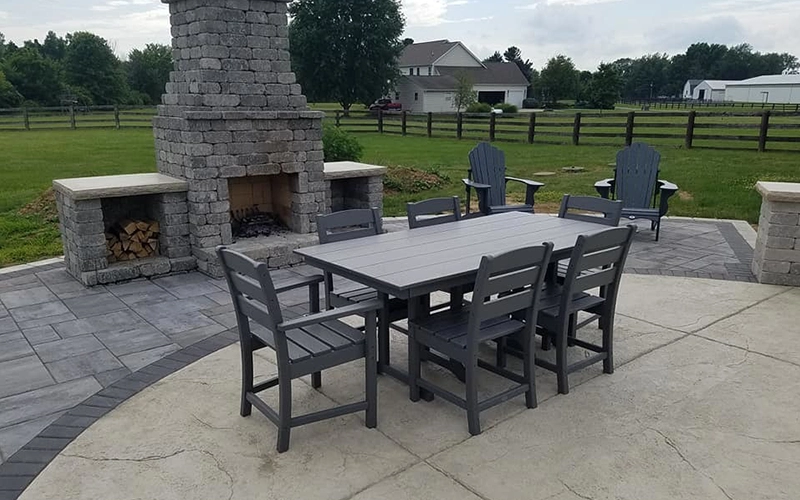 Mesa al aire libre